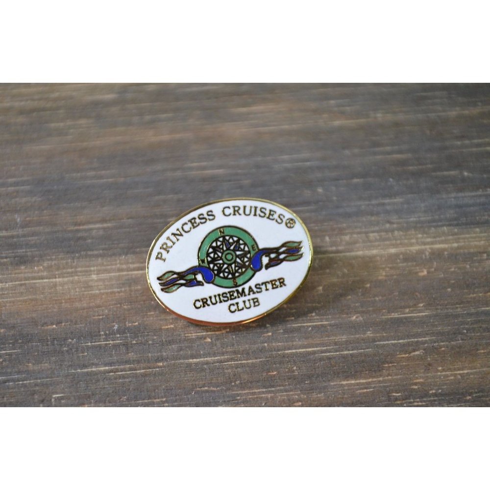 Princess Cruises Cruisemaster Club Member Pin Gold Tone Metal Enamel Nautical